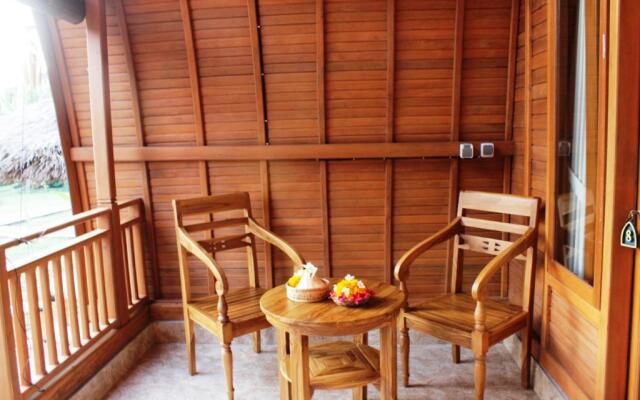 Kubu Padi Wooden House