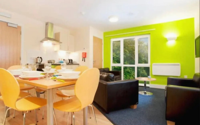 Stylish Rooms PENRYN