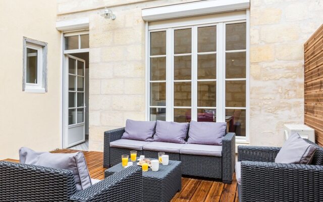 Gorgeous Apartment and Terrace in the City Center