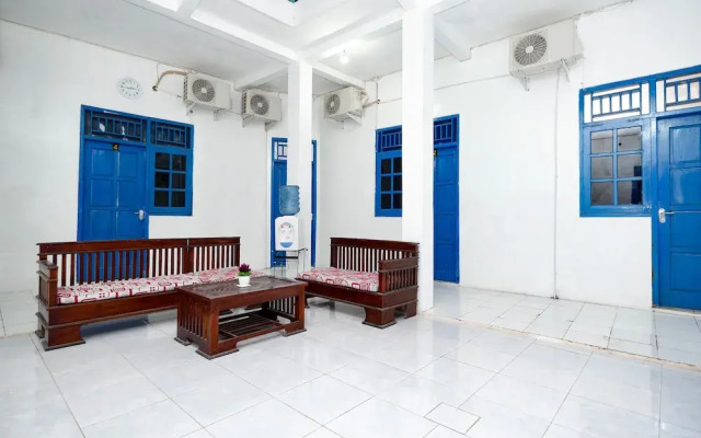 SPOT ON 2262 Indekost Putri Kikandrya