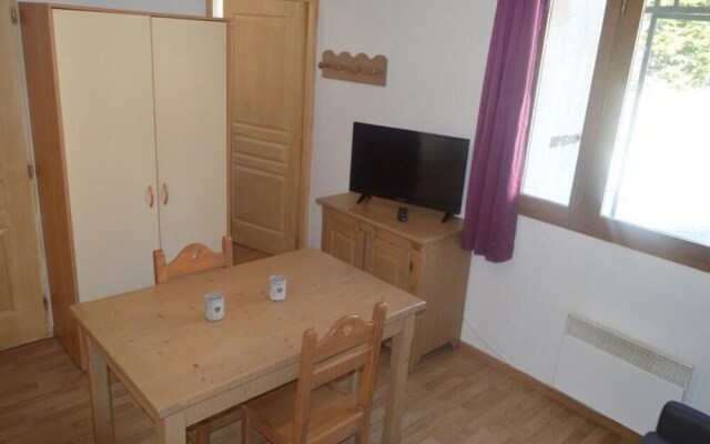 2 Pièces Pour 4 Peronnes en Face des Pistes