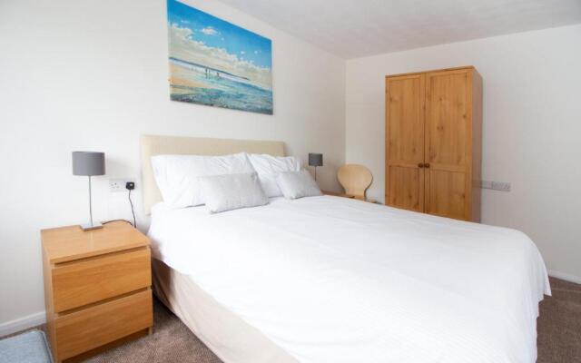 Three Beaches Holiday Apartments - close to Goodrington beach in Paignton