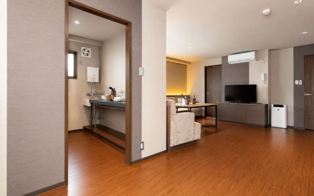 The Only View – Guest Rooms – Osaka