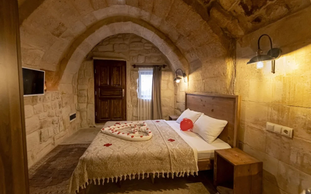 Feris Cave Hotel