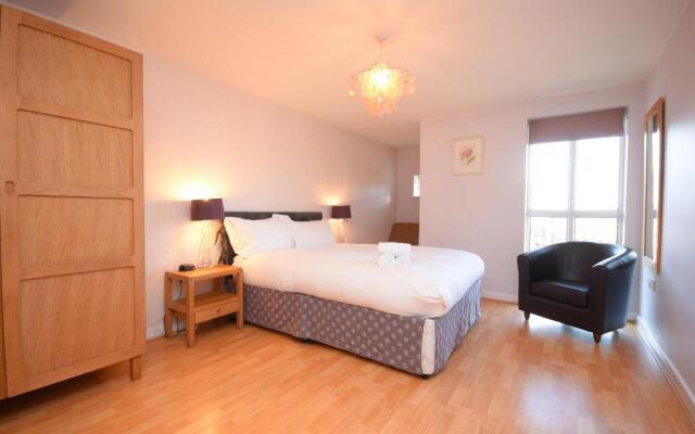 Town or Country - Greenwich Apartments