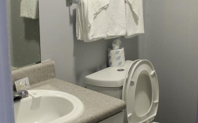 Budgetel Inn & Suites