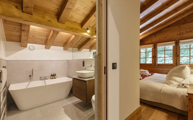 Magnificent Chalet Valhalla 5 Central Chamonix