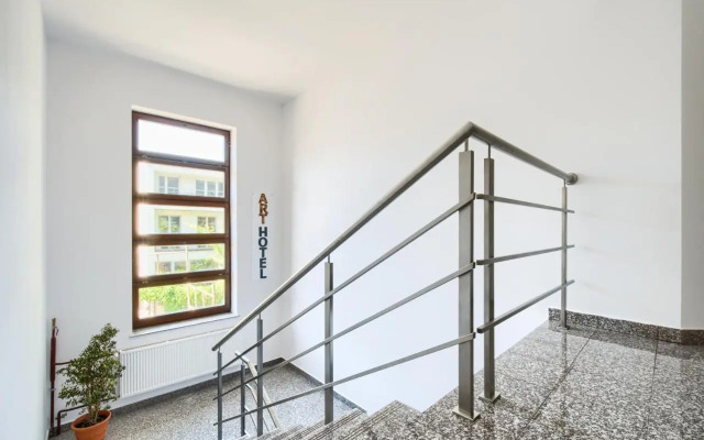 Art Apartments