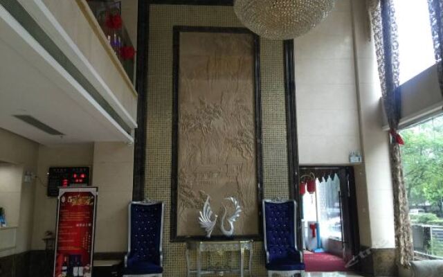 Kunshan Xinkaiyuan Hotel (Kunshan Railway Station)