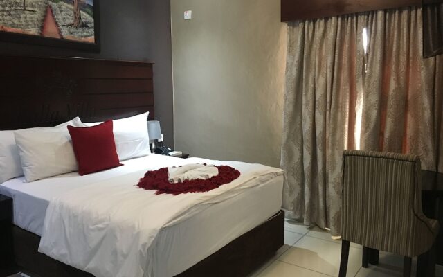 Lalla Villa Guest Lodge