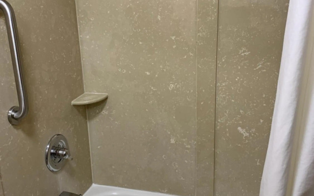 Quality Inn and Suites