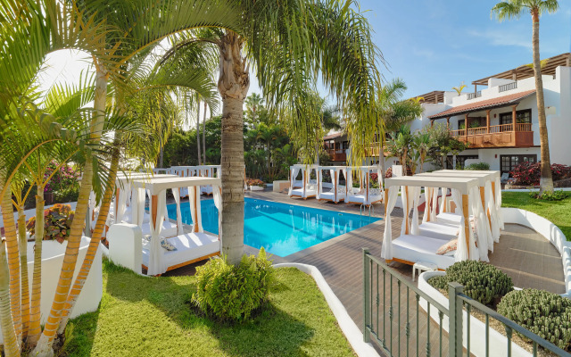 Hotel Jardín Tecina