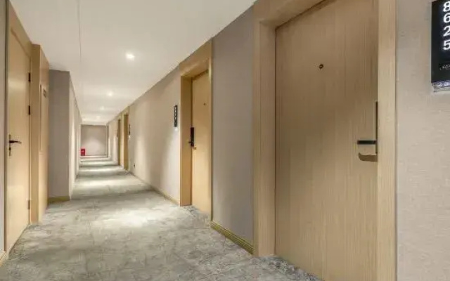 Hanting Premium Hotel Chongqing Guanyingqiao Hongqihegou Metro Station