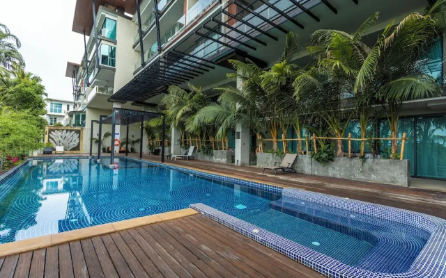 Luxury Everything Walking Distance c112