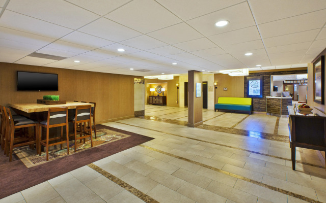 Holiday Inn Gaithersburg by IHG