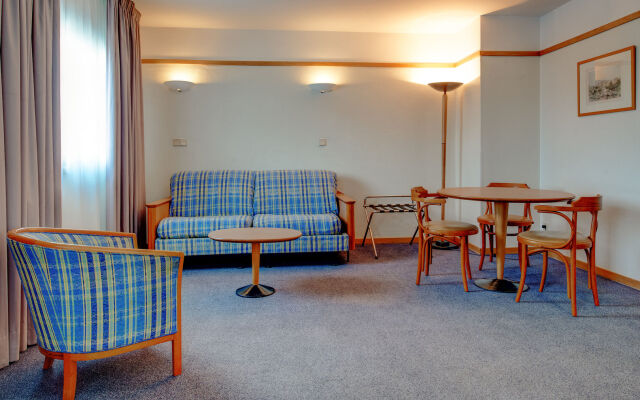 VIP Executive Eden Aparthotel