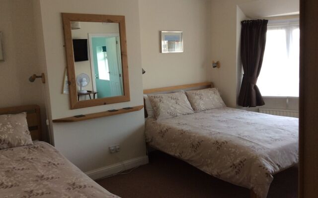 Fernlea Guest House