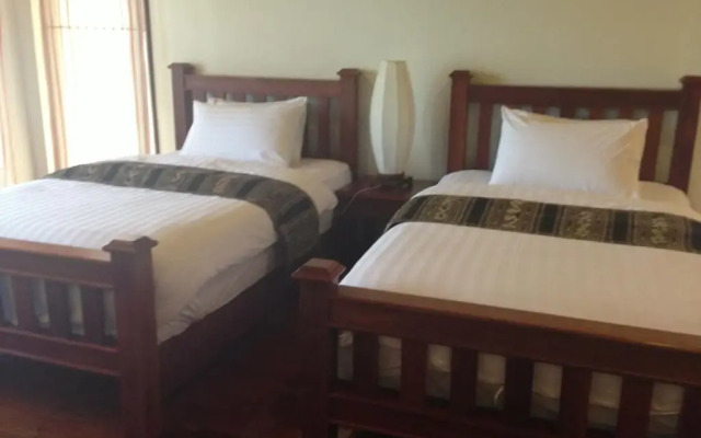 Athena Hotel