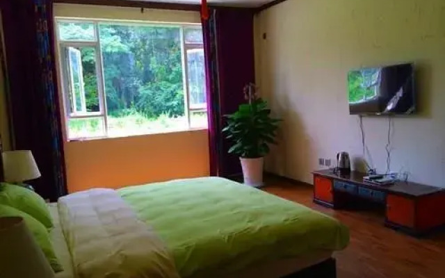 Dali Yuehai Shanqi Inn