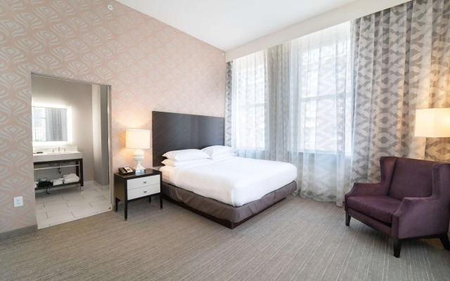 Embassy Suites Louisville Downtown