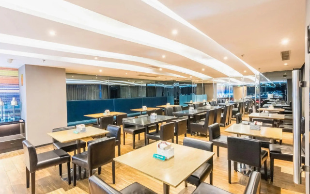 Orange Hotel (Dalian Zhongshan Square, Renmin Road)