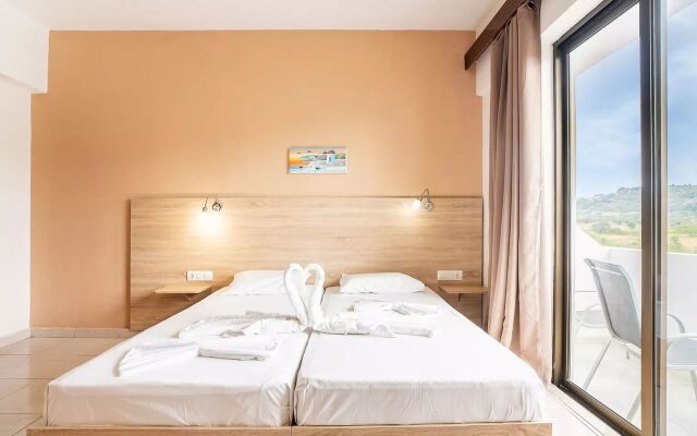 Sotirakis Hotel Studios