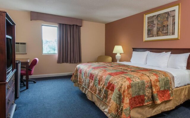 Knights Inn Wentzville