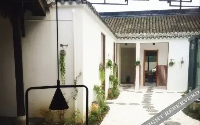 Youshan Inn