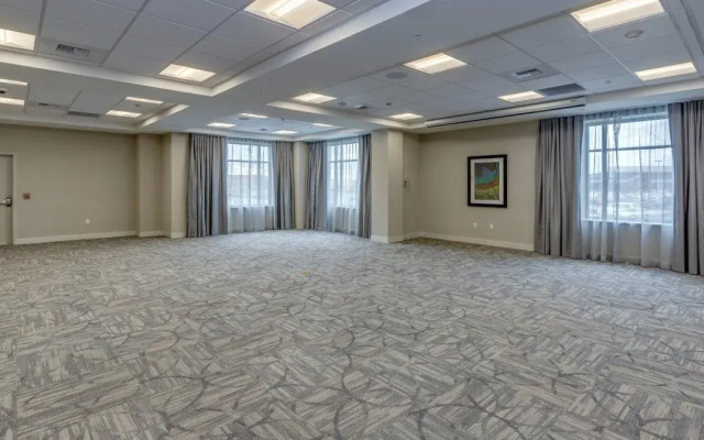 Holiday Inn & Suites Bellingham by IHG