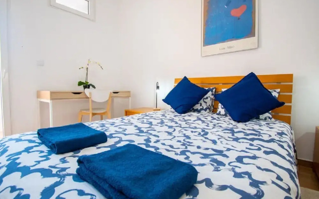 Apt Ruca Centrally Located Modernized Loft With C