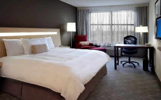 Novotel Montreal Aeroport