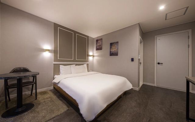 Wonju Hotel V