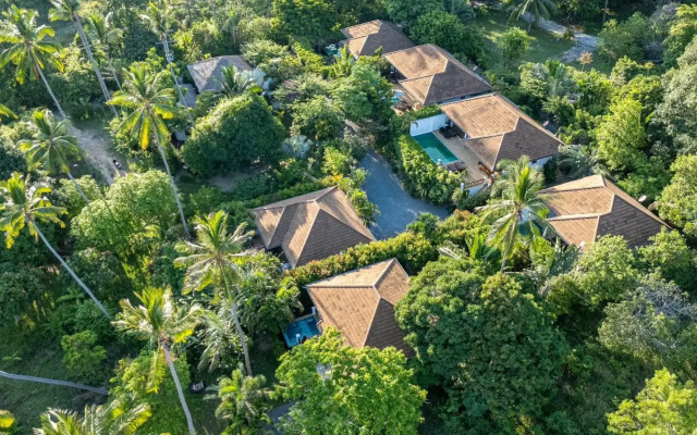 Tropical Season Villa Resort