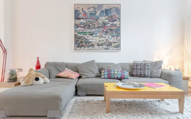 Newly Refurbished 2 Bedroom Property in Peckham