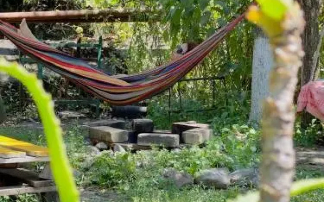 Rossi Rest House By The River