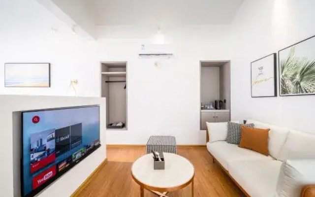 Shenzhen Haishang Yunju Seaview Homestay (Jiaochangwei Branch)