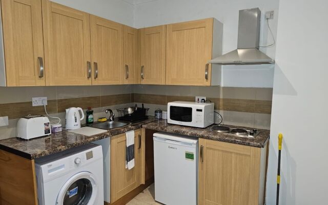 Primely Located 1-bed Apartment in Brighton
