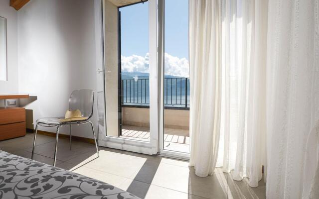 Residence Nautic Resort San Carlo, Gargnano