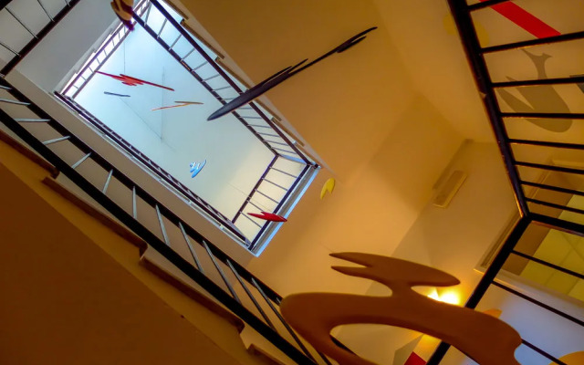 Meublè Adriana Vegan