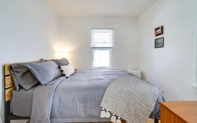 Updated Minneapolis Home in Howe Neighborhood!