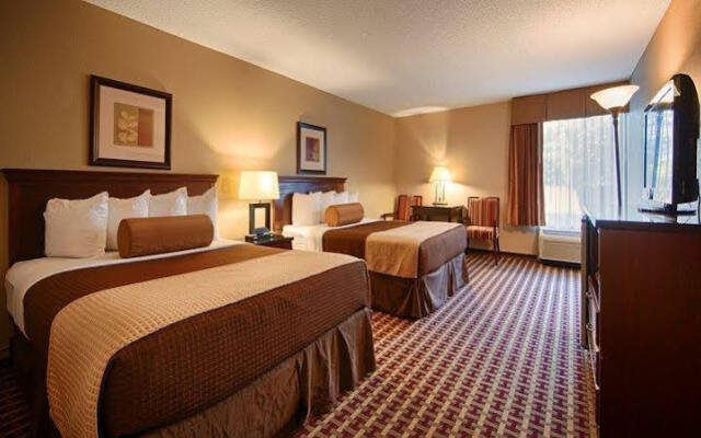 Best Western Plus Johnson City Hotel & Conference