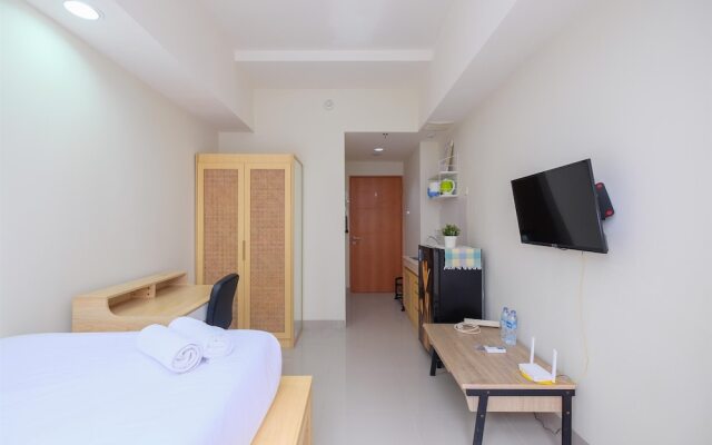 Comfy Studio At 2Nd Floor Evenciio Margonda Apartment
