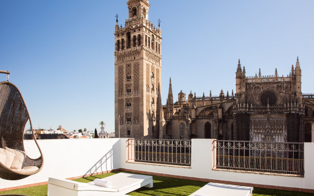 Puerta Catedral Apartments