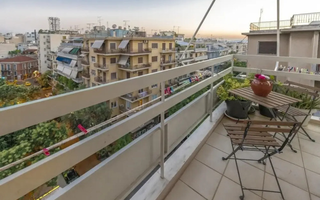 Stylish & cozy apt in Exarchia