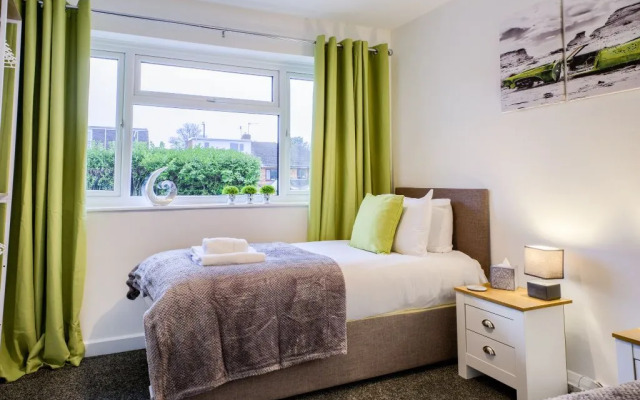 Stylish Contractor House* Netflix*Parking*