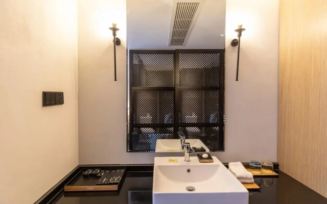Wujing Shanhaijian Hotel