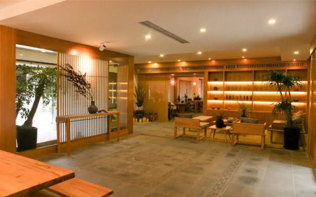 Dasein Zhen Feng Xuan Zhou Zhuang
