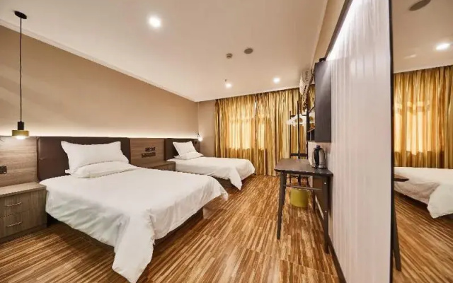 Hi Inn (Beijing Happy Valley Shibalidian)