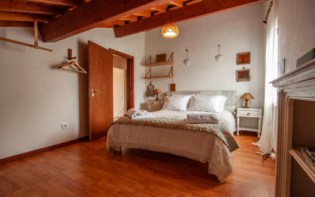 Casa da Porta Amarela