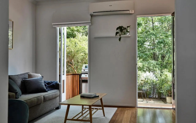 Stylish Townhouse in Melbourne's Playground